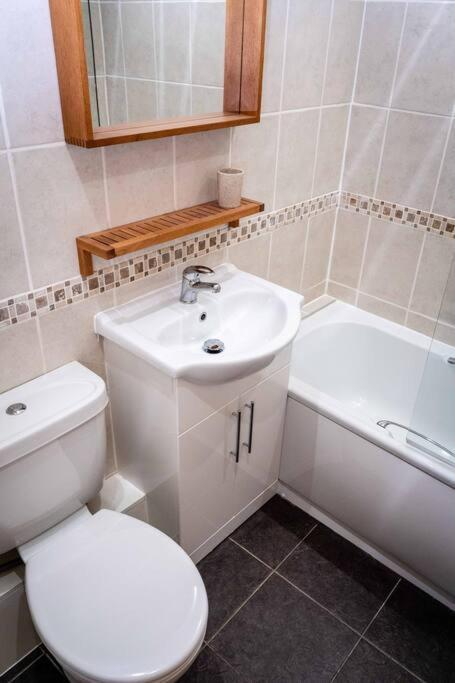 Charming 1-Bed Southside Flat In Great Location Lejlighed Glasgow Eksteriør billede