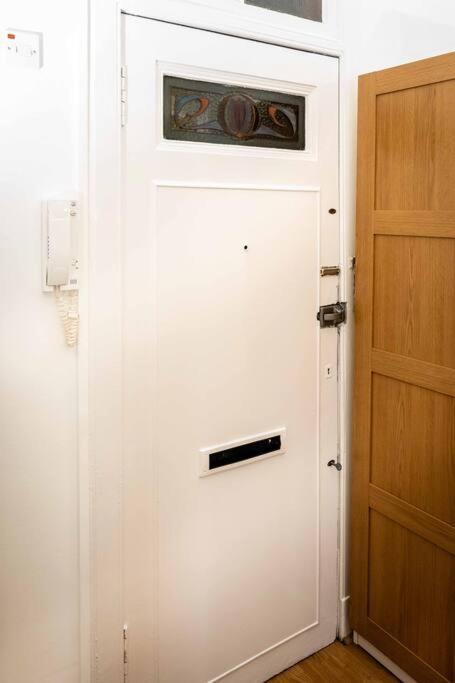 Charming 1-Bed Southside Flat In Great Location Lejlighed Glasgow Eksteriør billede